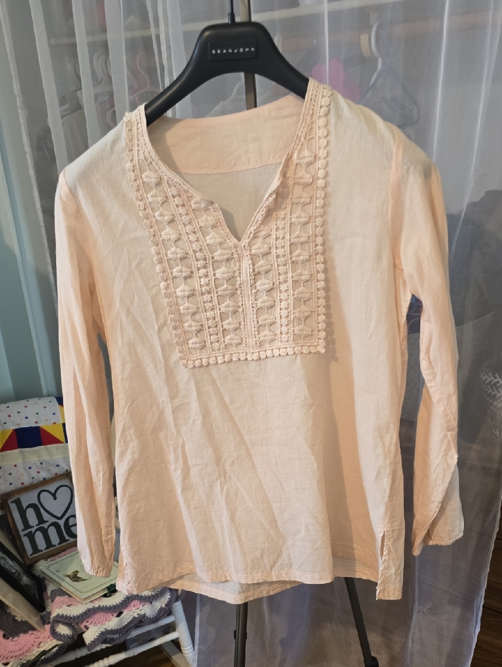 Embroidered V-Neck Long Sleeve Tunic in Light Peach